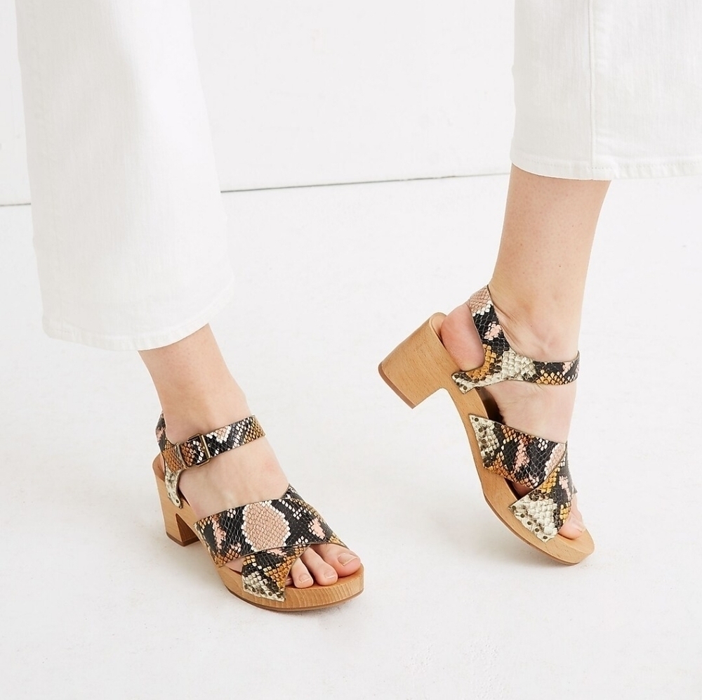 Madewell The Johanna Crisscross Clog Sandal in Snake Embossed Leather size 8.5